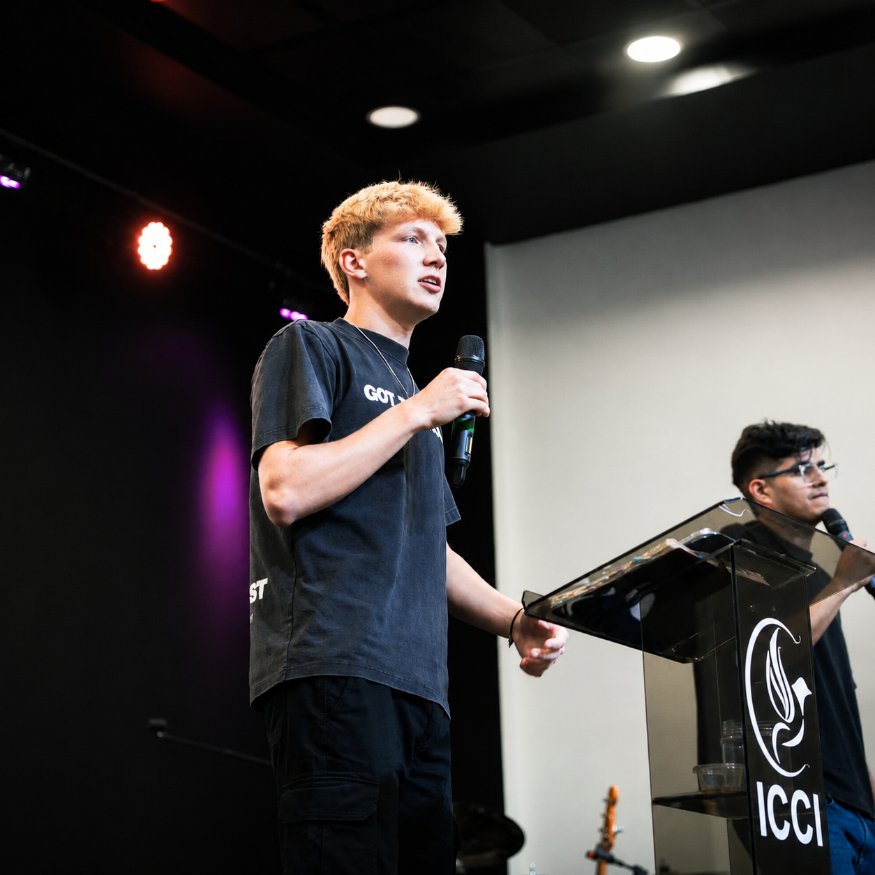 Elijah Parks speaking on stage